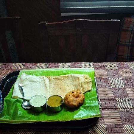 Achus Holidays Munnar Exteriör bild