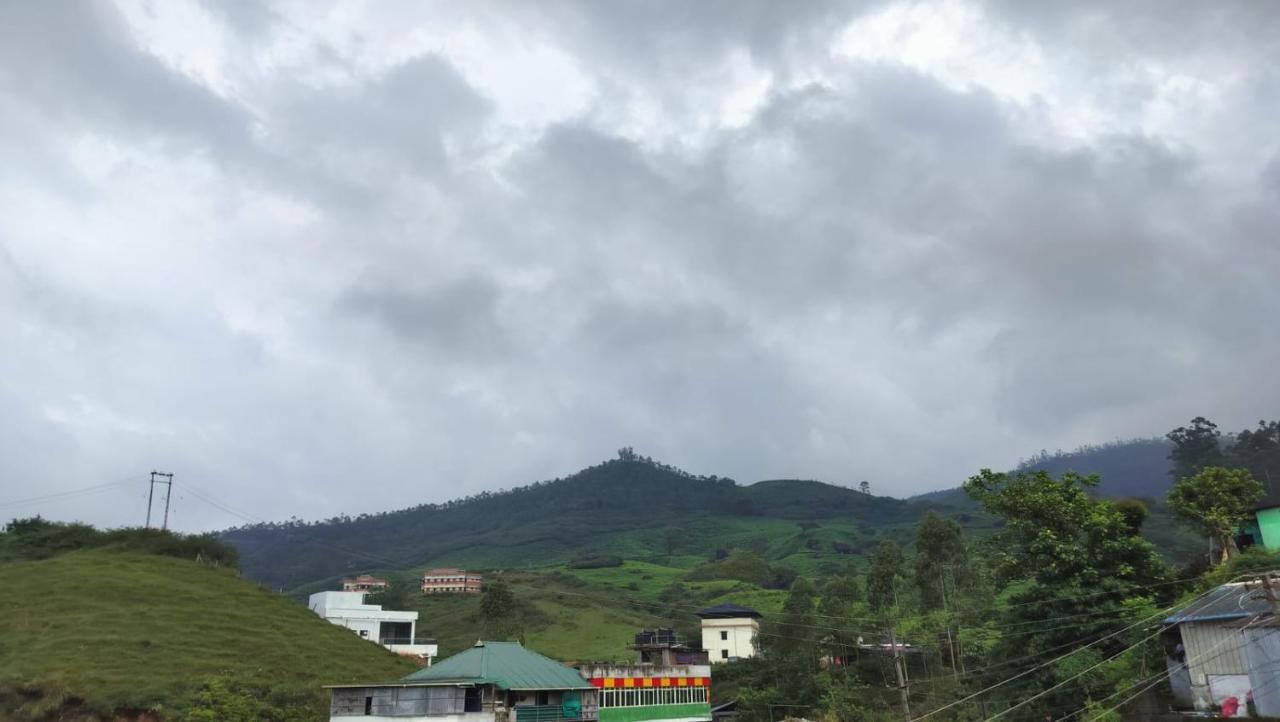 Achus Holidays Munnar Exteriör bild