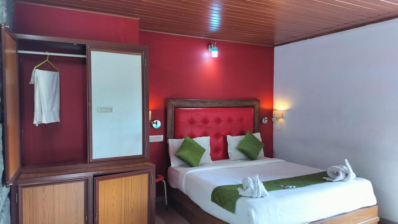 Achus Holidays Munnar Exteriör bild